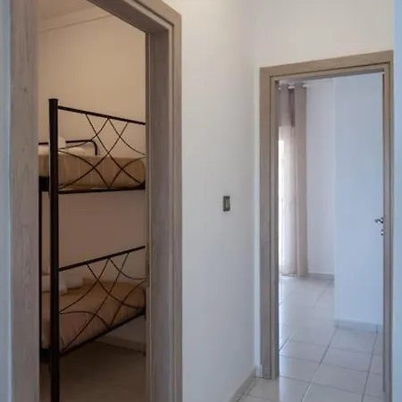 Nota's Appartamento Flogita