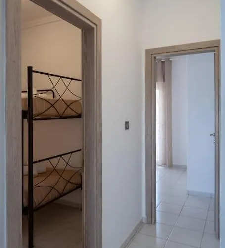 Nota's Apartament Flogita
