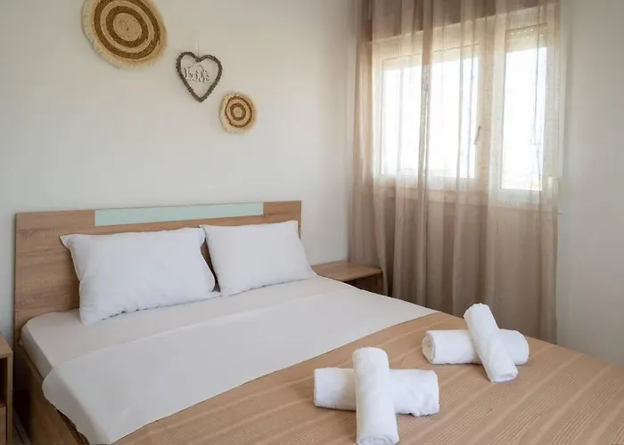 Nota's Apartament Flogita